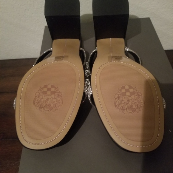 Vince Camuto Magaly women's embellished block heel sandal. 10M - Picture 3 of 8